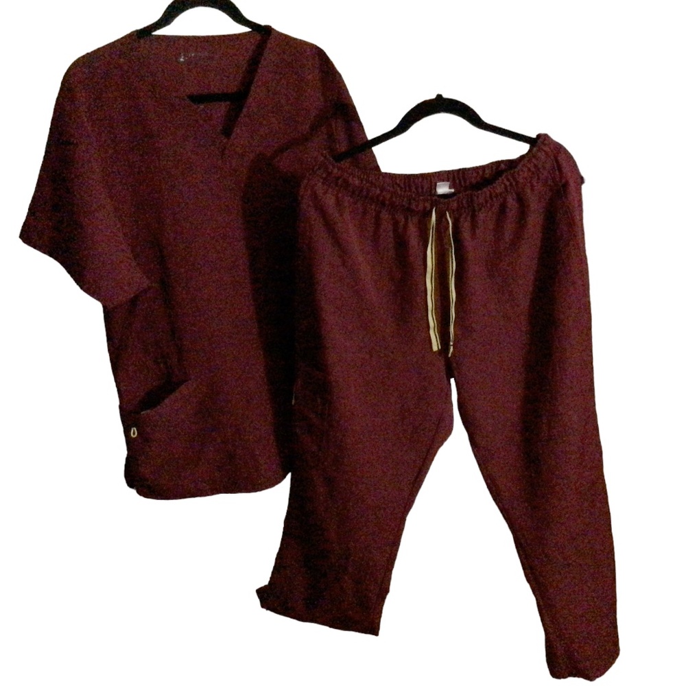 Wonder Wink 4 stretch burgundy scrubs sz XL pants, 2x top